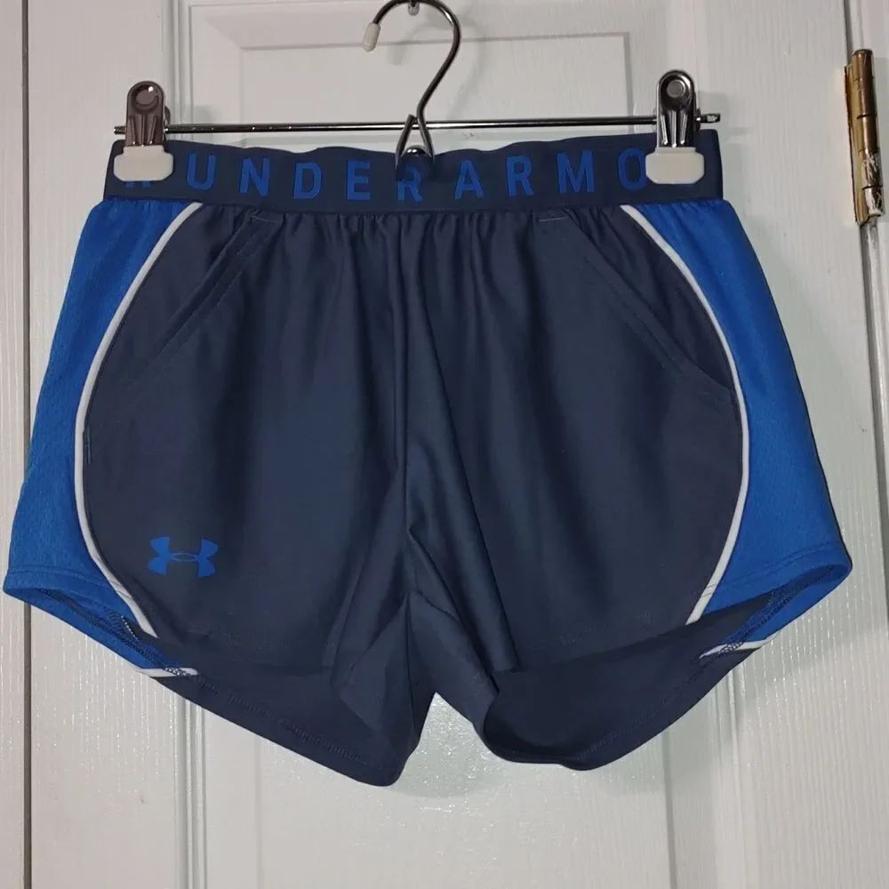 Under Armour Women's Play Up 3.0 Shorts  Sz XS  NWT